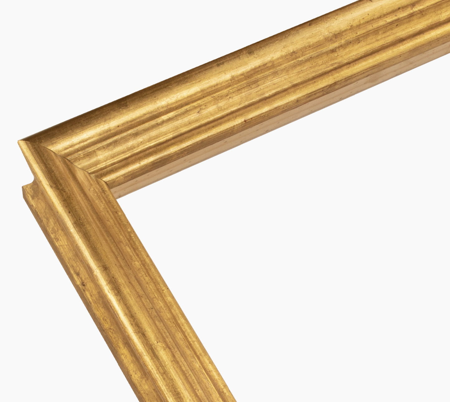 Cadre en bois à la feuille d'or art.240.010