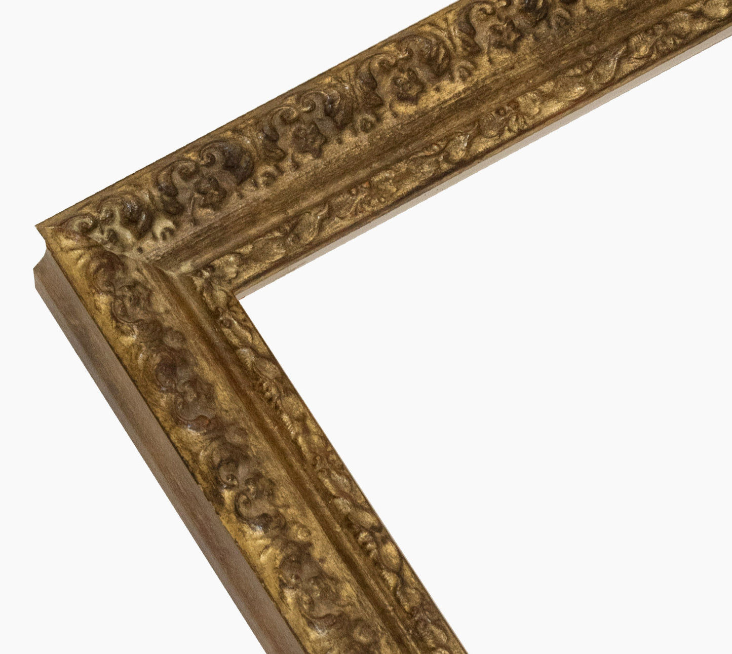 Cadre d'or en bois sur mesure 495.230