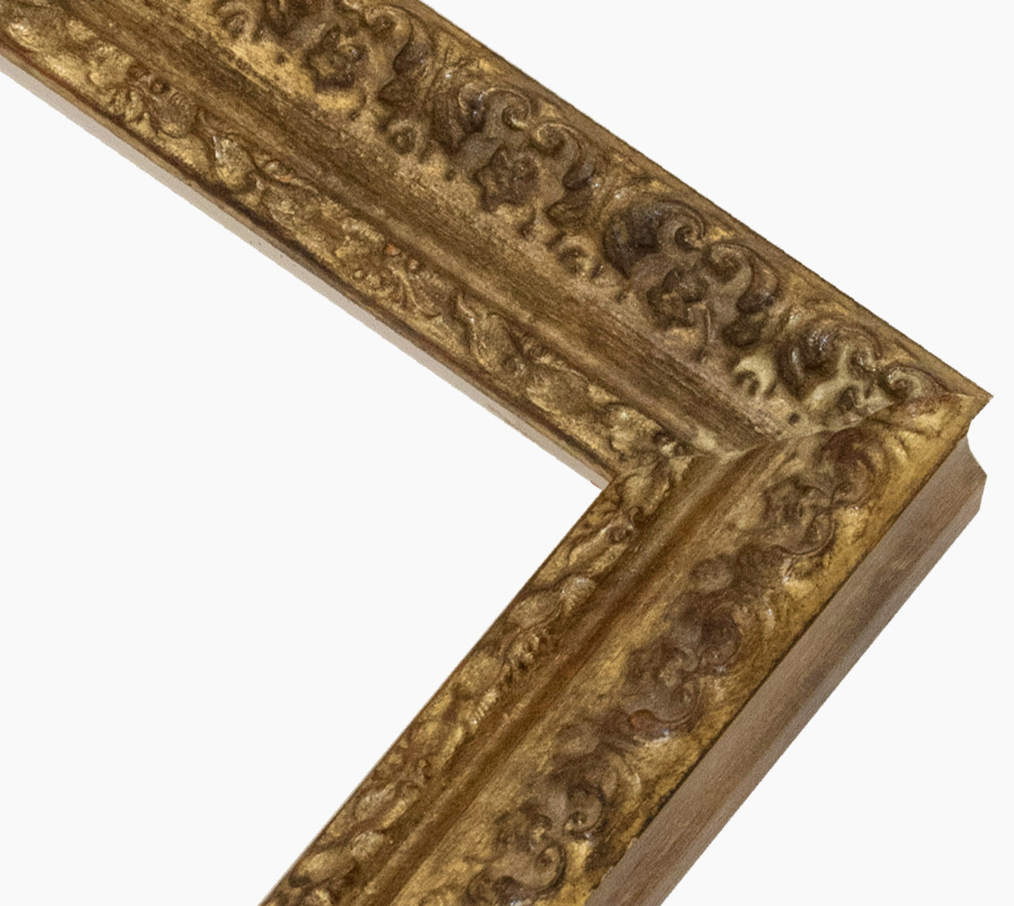 Cadre d'or en bois sur mesure 495.230