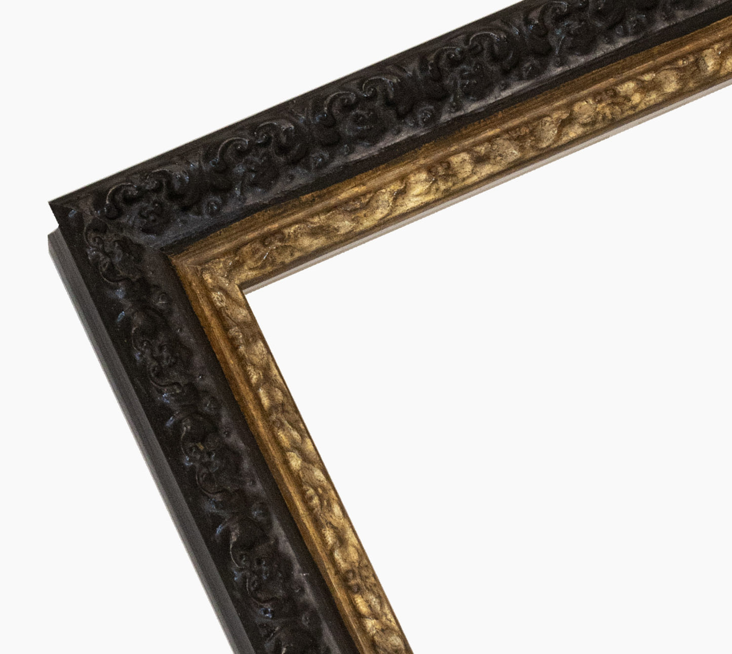 Cadre noire et or en bois sur mesure 495.601