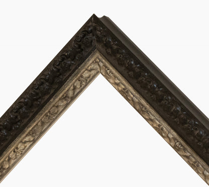 Cadre noire et argent en bois sur mesure 495.602