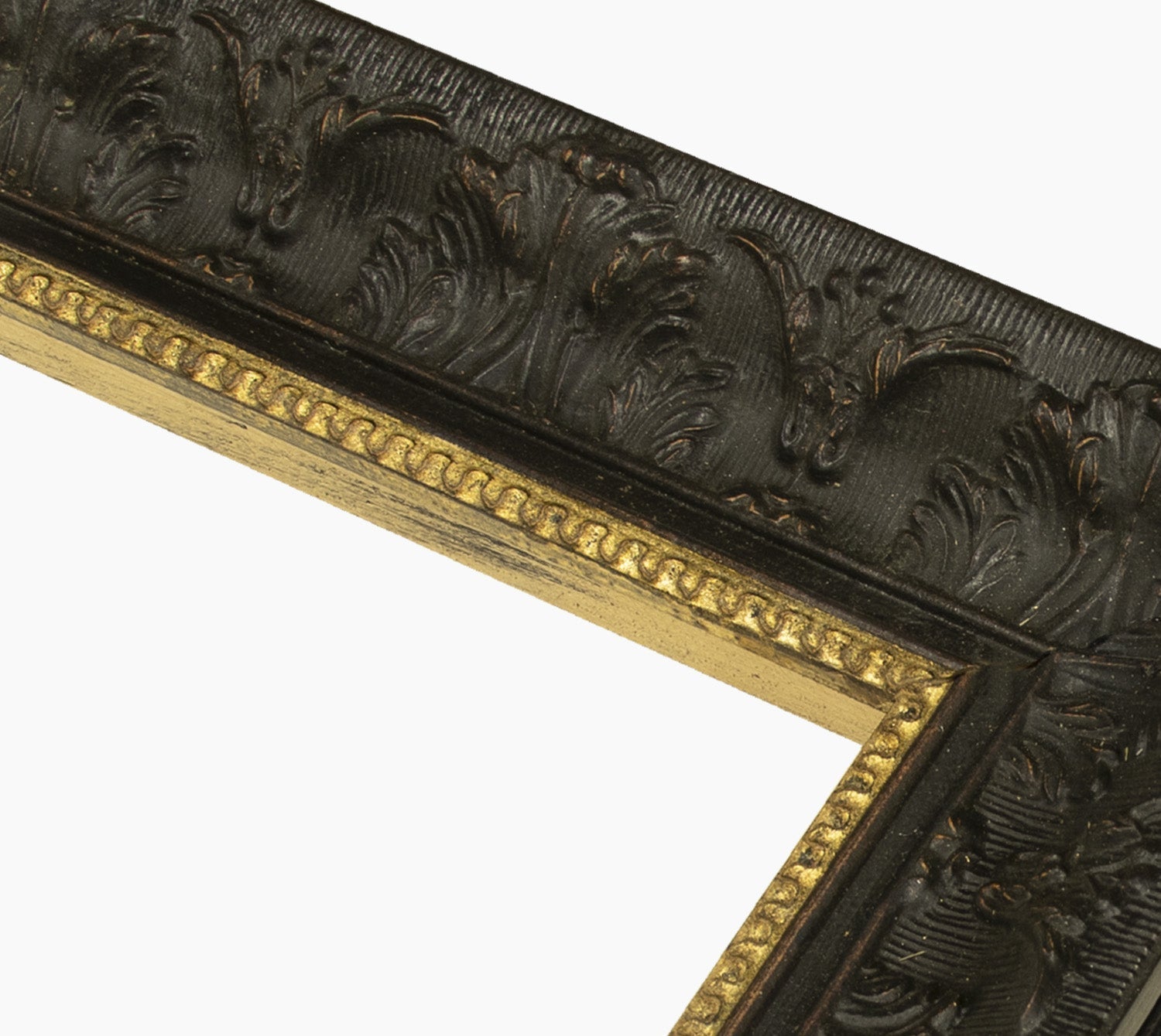 630.601 cadre en bois noire à cire avec fil d'or mesure de profil 60x55 mm Lombarda cornici S.n.c.