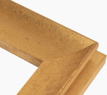 Cadre d'or en bois sur mesure 446.300